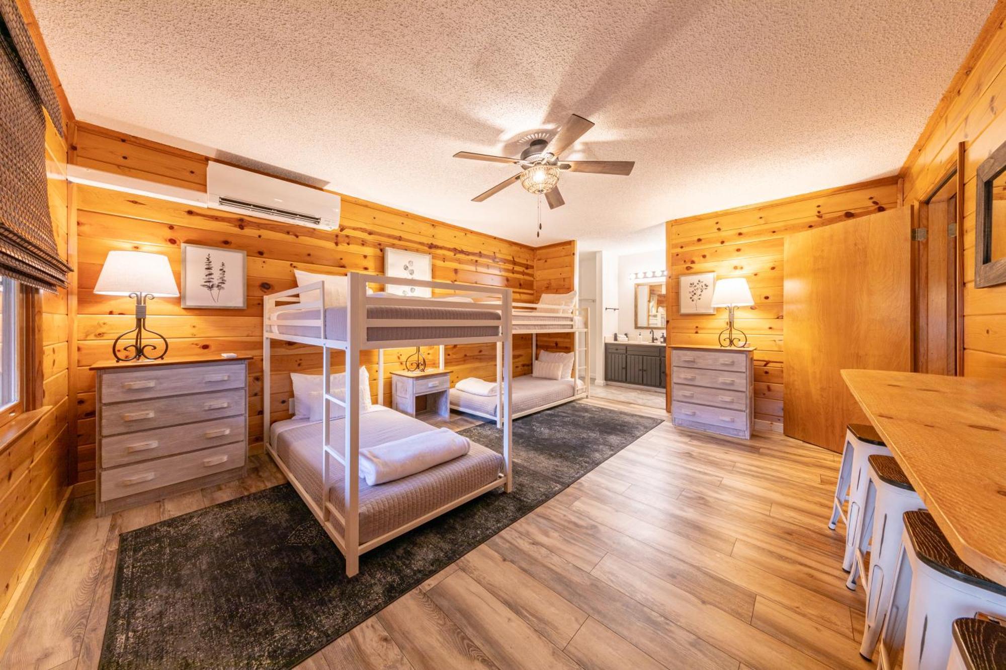 Вілла Mount Mitchell Eco Retreat Busick Екстер'єр фото